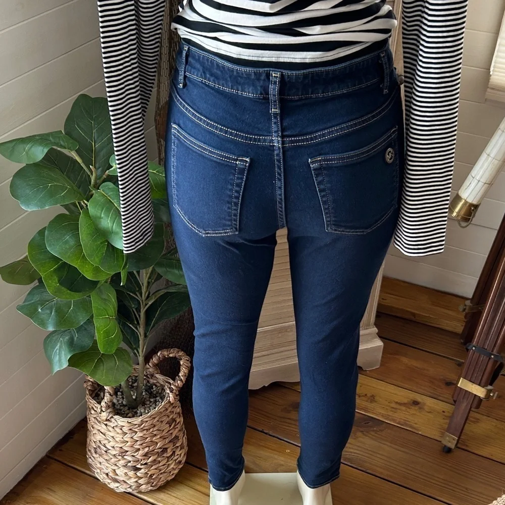 Michael Kors Women's Dark Blue Jeans stretch size 10 skinny jeans stretch